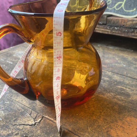 77-(VK). Vintage. Kitchen. Amber. Glass. Juice Set. - Picture 12 of 13